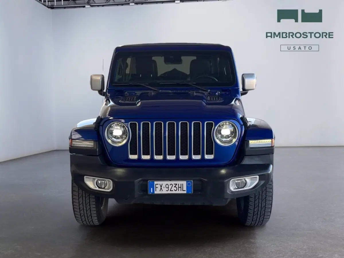 Jeep Wrangler Unlimited usata a Milano (8)