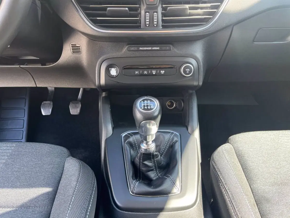 Ford Focus Station Wagon usata a Milano (16)