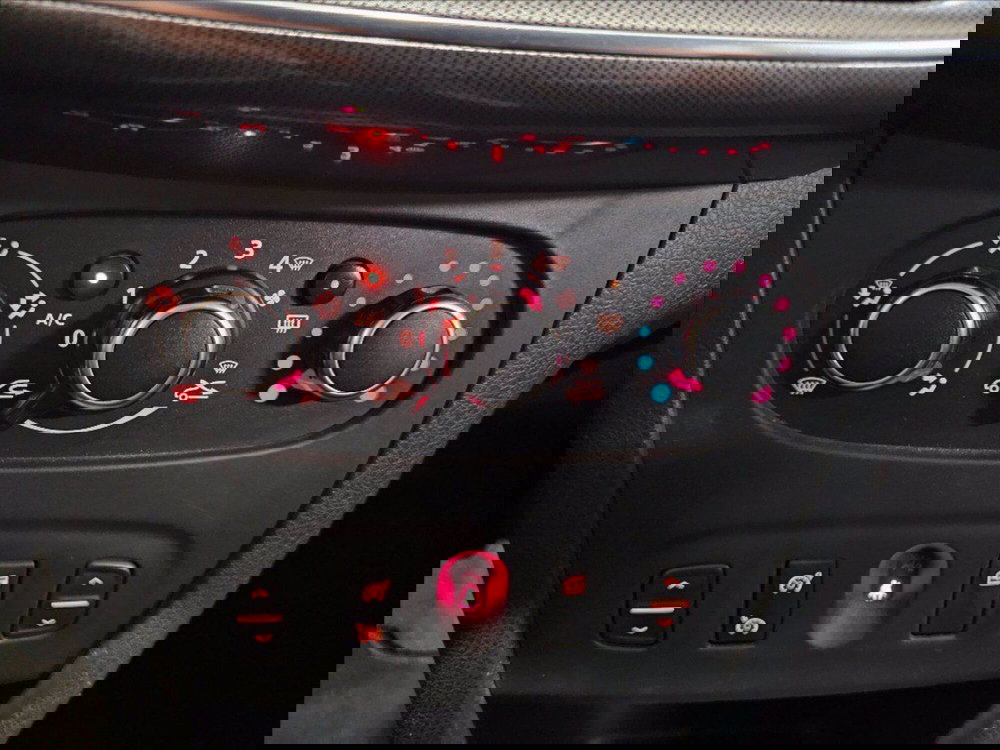 Dacia Sandero usata a Palermo (18)