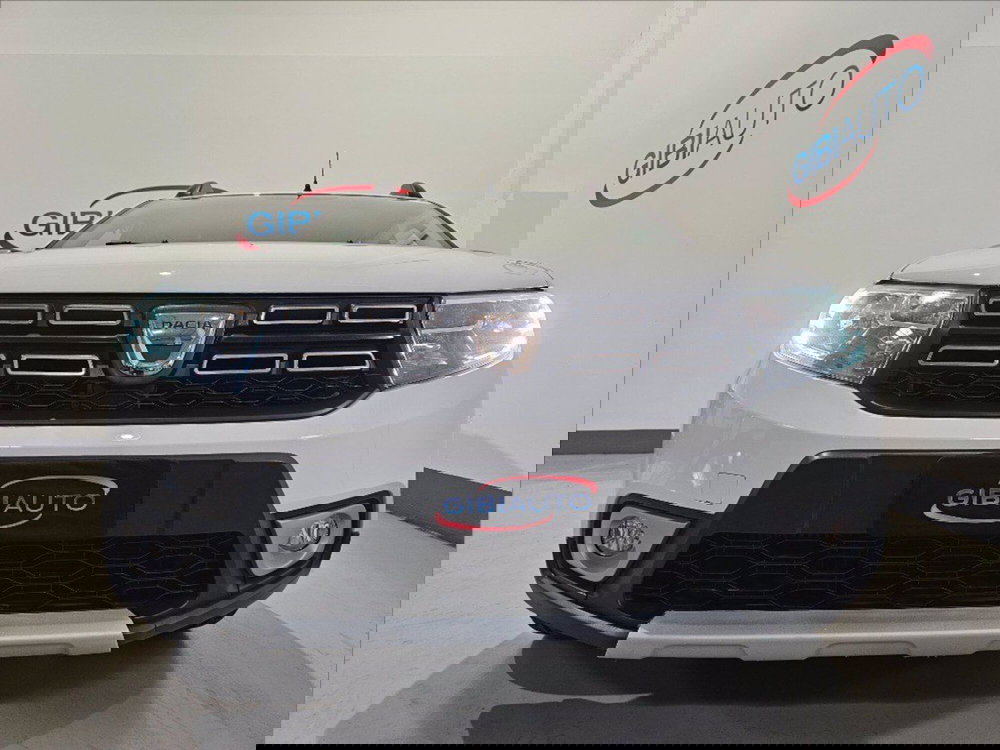 Dacia Sandero usata a Palermo (3)