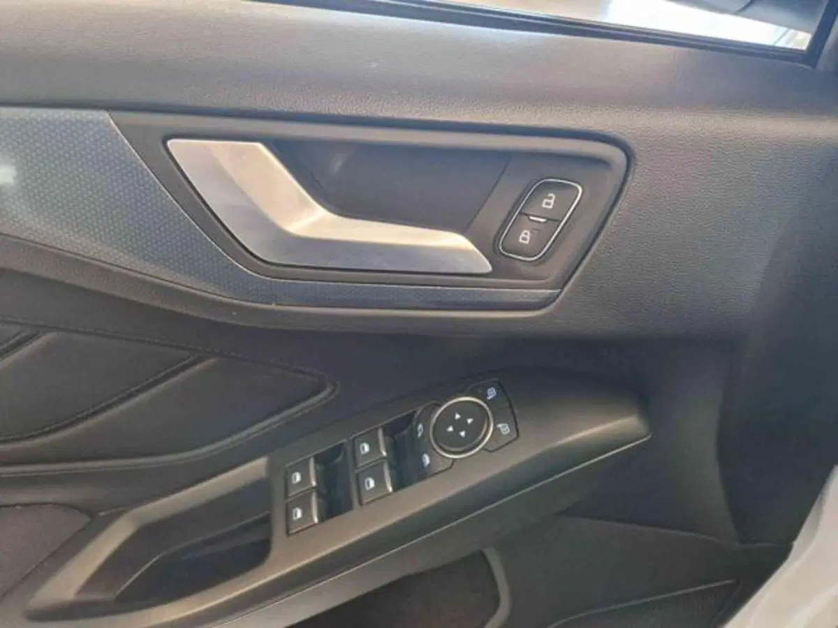 Ford Focus usata a Bologna (17)