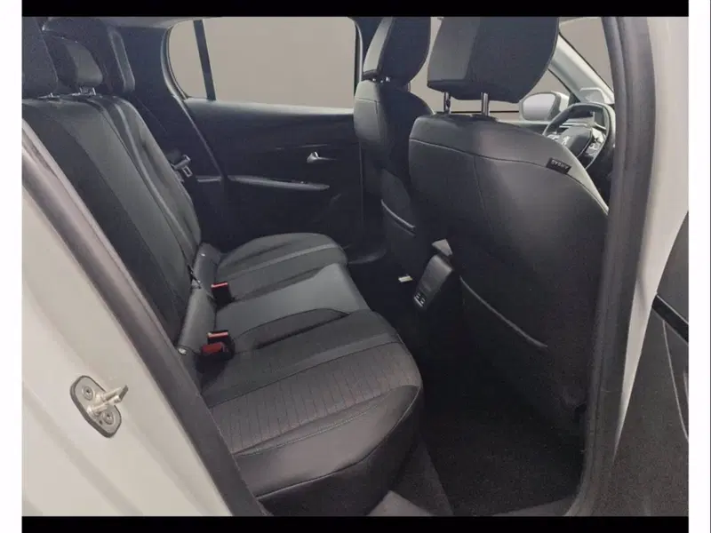 Peugeot 208 usata a Catania (13)