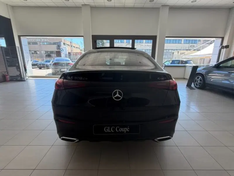 Mercedes-Benz GLC Coupé nuova a Potenza (2)