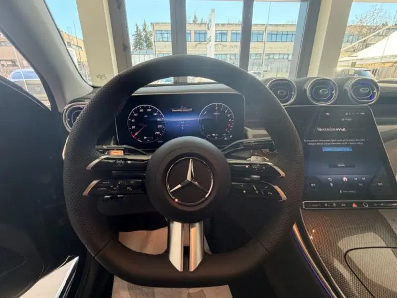 Mercedes-Benz GLC Coupé nuova a Potenza (3)
