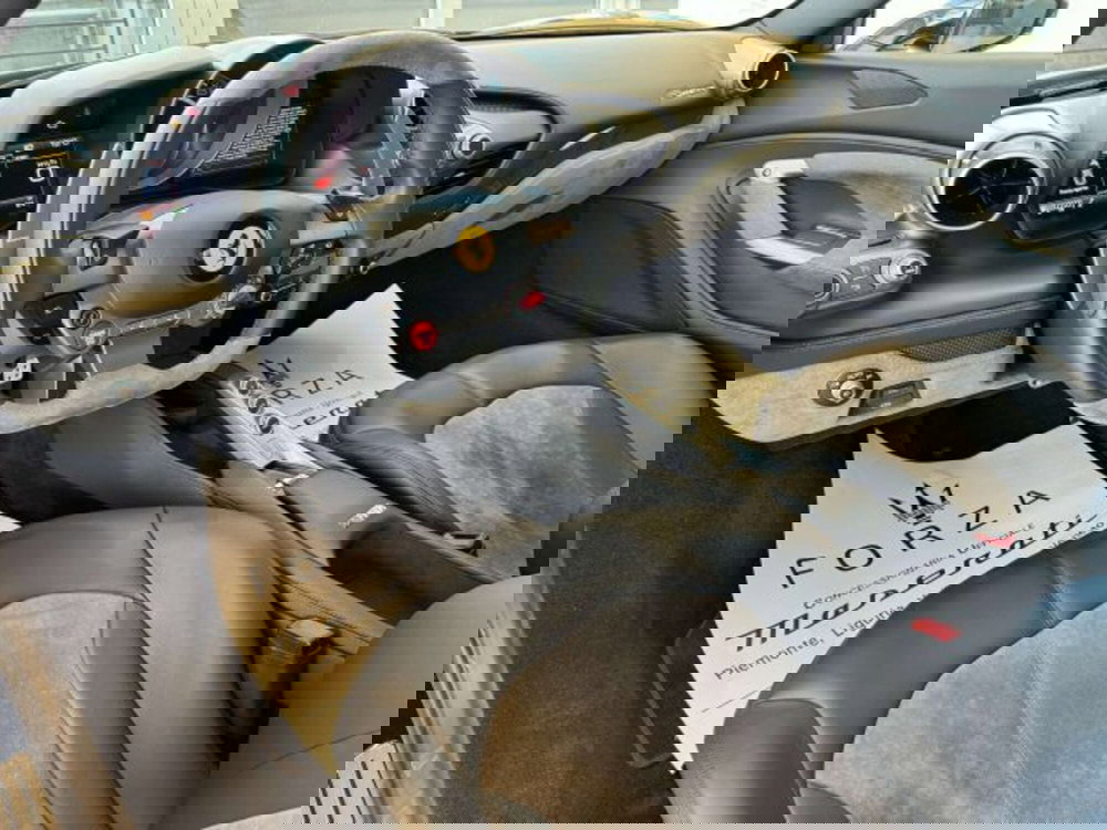 Ferrari F8 Coupé usata a Torino (6)