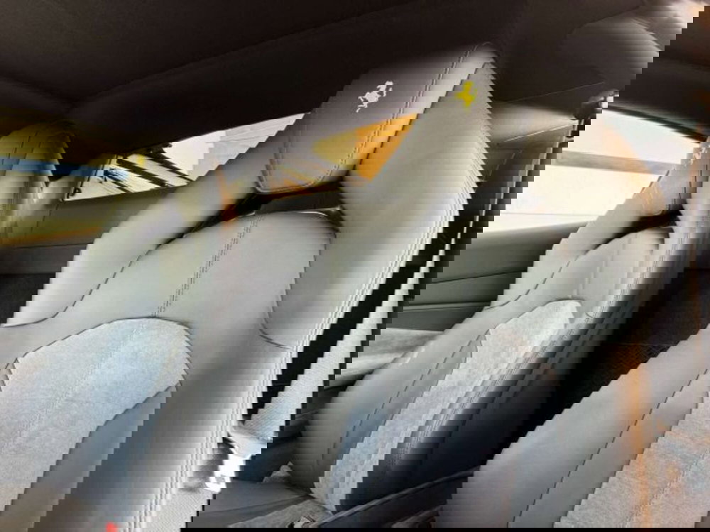 Ferrari F8 Coupé usata a Torino (8)