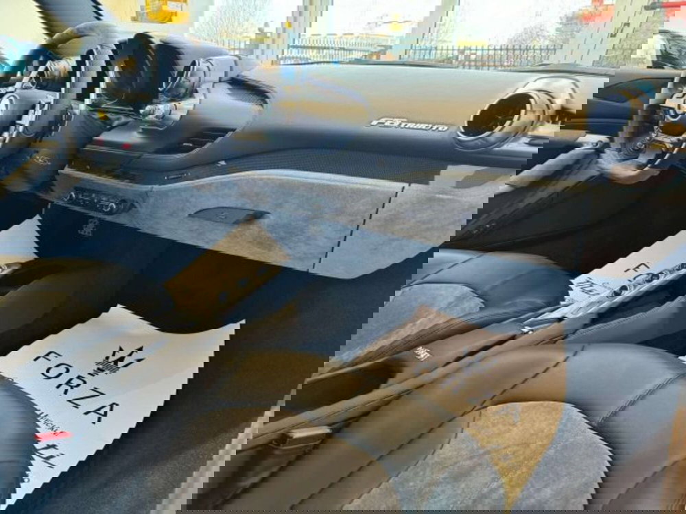 Ferrari F8 Coupé usata a Torino (9)