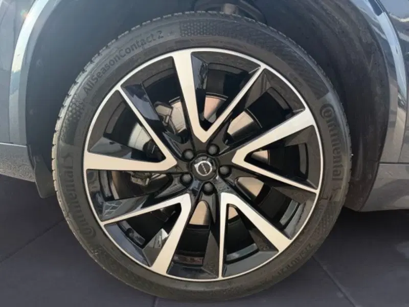 Volvo XC90 usata a Treviso (15)