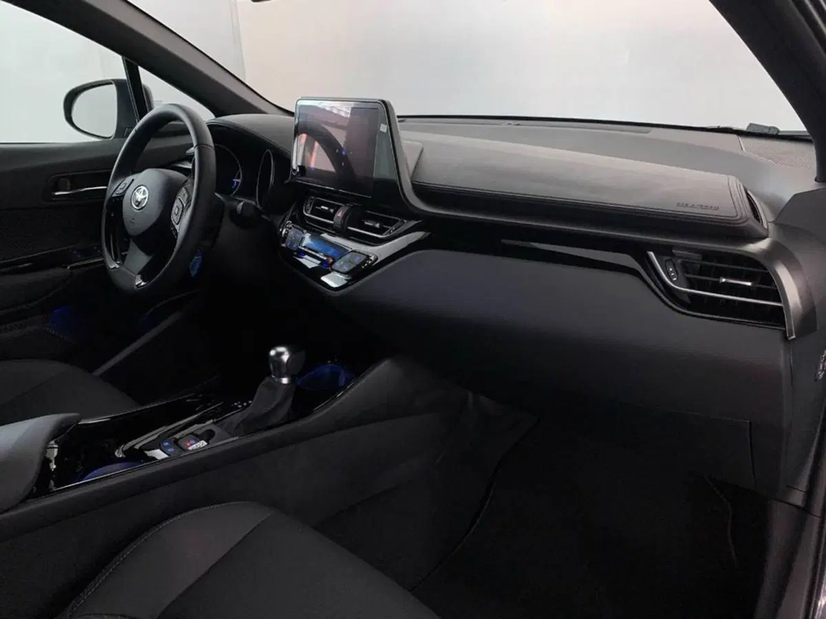 Toyota Toyota C-HR usata a Torino (11)