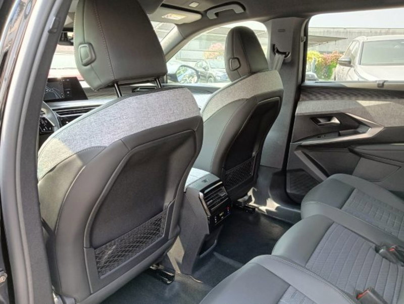 Peugeot 5008 nuova a Brescia (10)