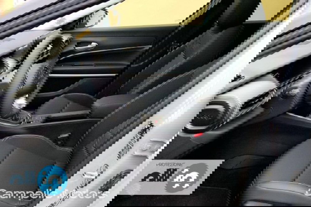 Jeep Avenger nuova a Venezia (7)