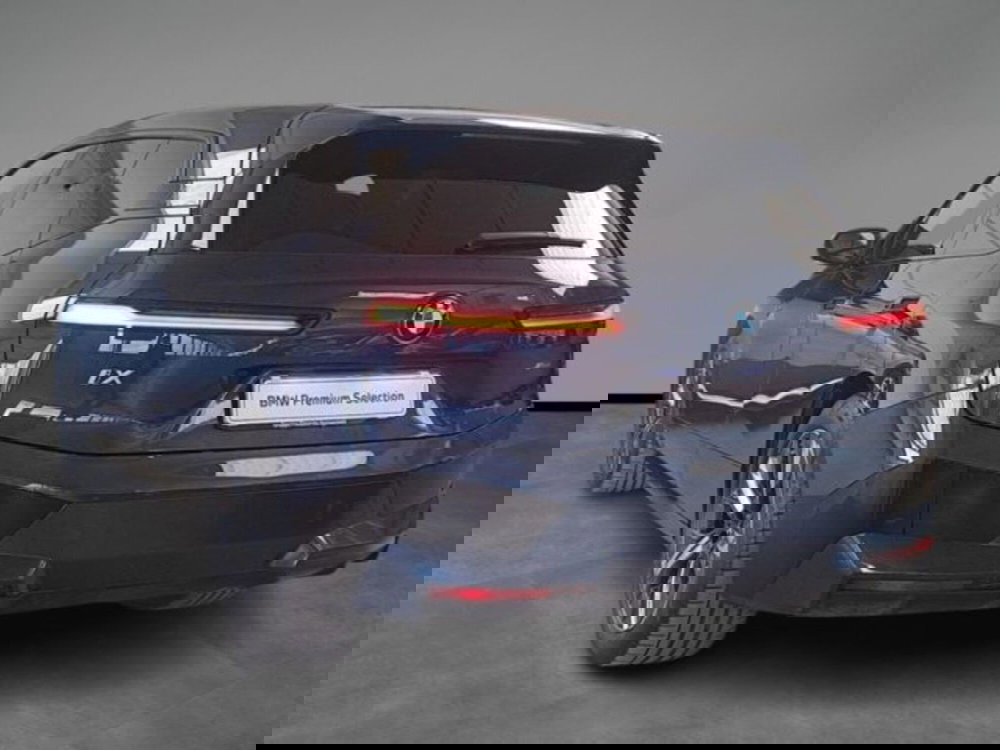 BMW iX usata a Verona (4)