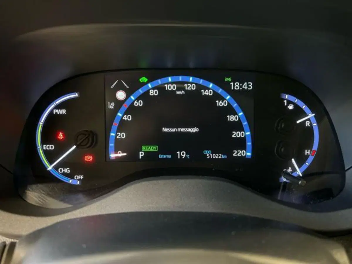 Toyota Yaris Cross usata a Vercelli (13)