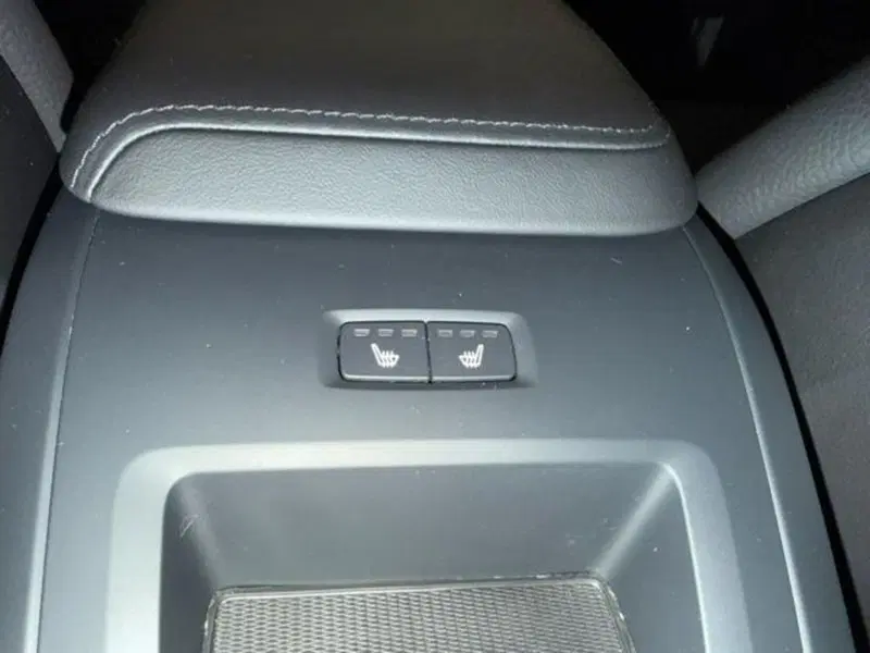 Volvo XC60 usata a Como (18)