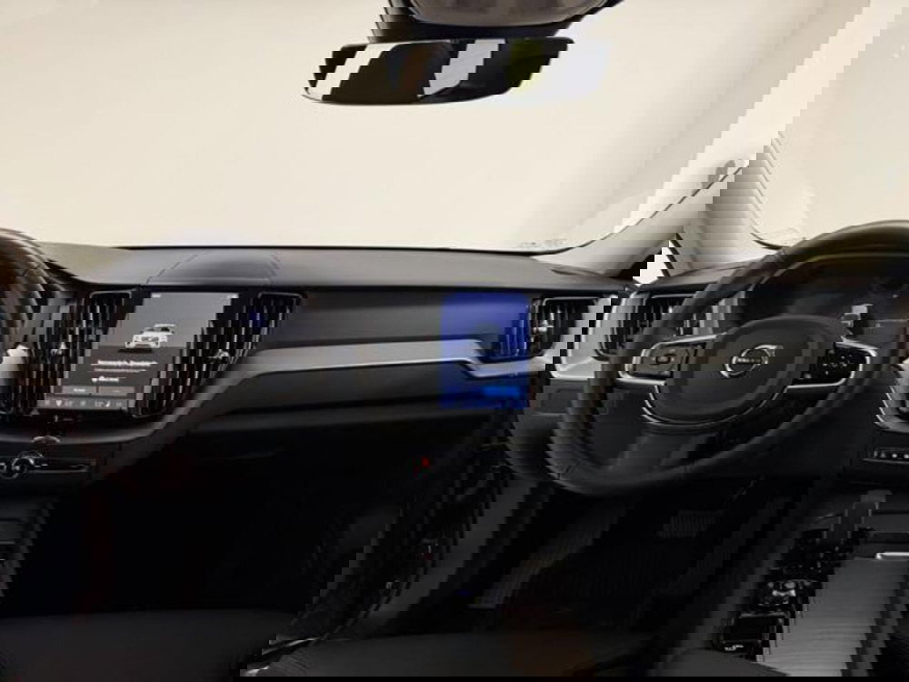 Volvo XC60 usata a Como (5)