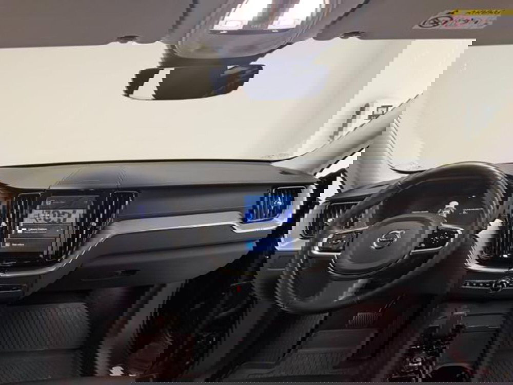 Volvo XC60 usata a Como (5)