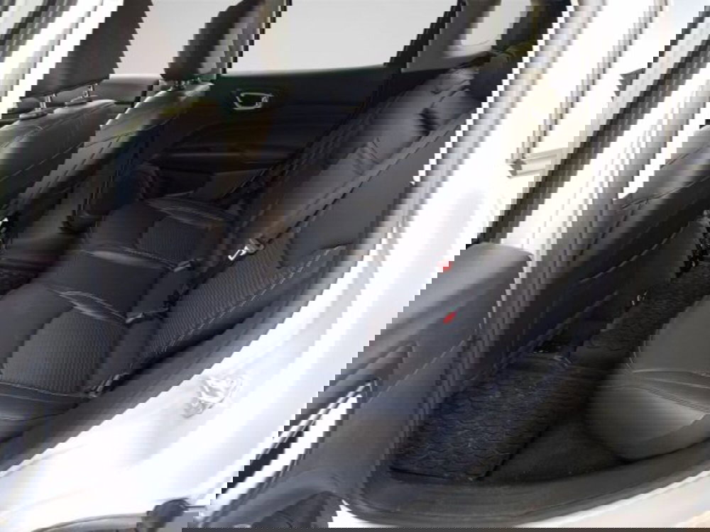 Jeep Compass nuova a Frosinone (9)