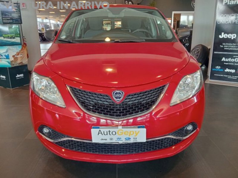 Lancia Ypsilon usata a Modena