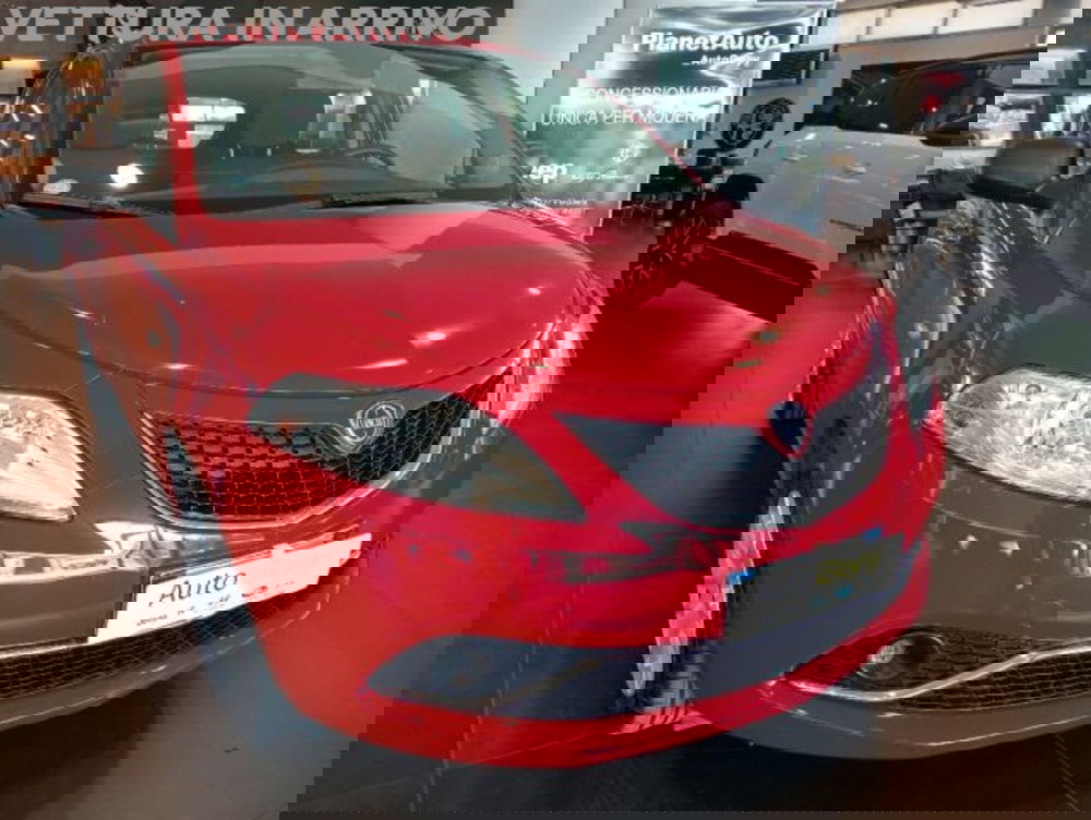 Lancia Ypsilon usata a Modena (2)