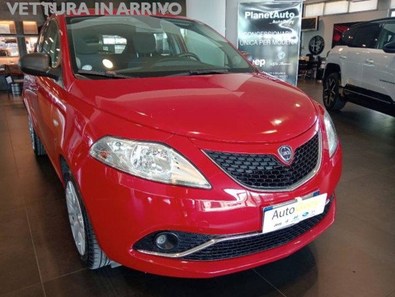Lancia Ypsilon usata a Modena (2)