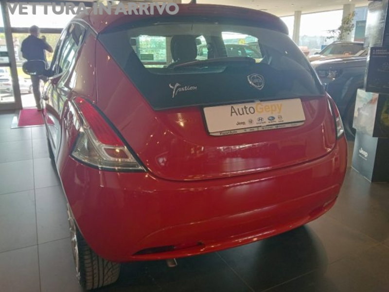 Lancia Ypsilon usata a Modena (5)