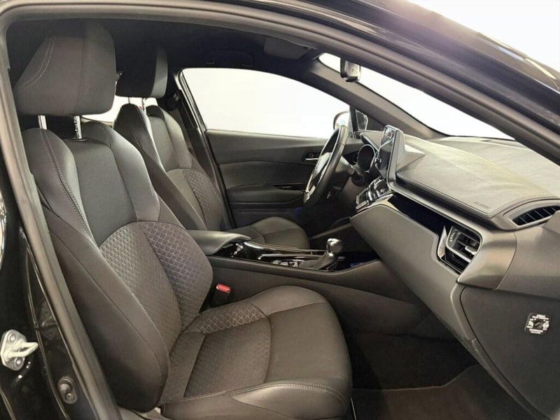 Toyota Toyota C-HR usata a Monza e Brianza (10)