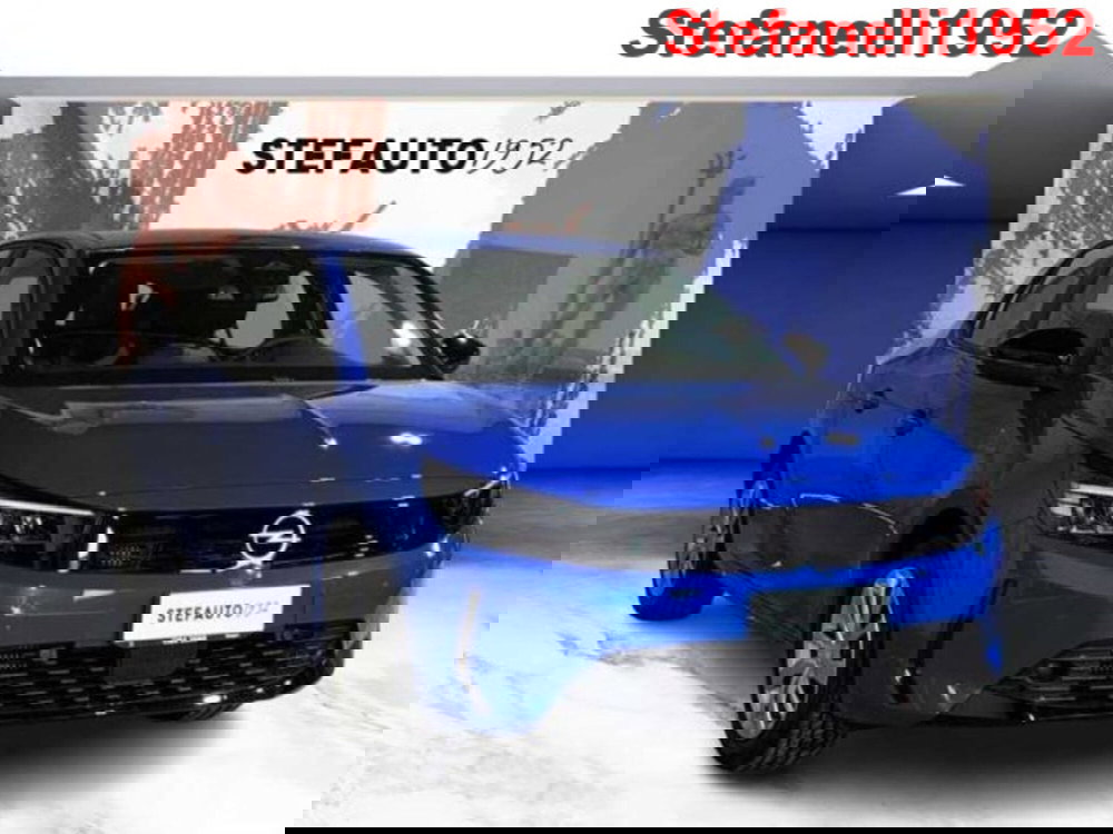 Opel Corsa nuova a Bologna