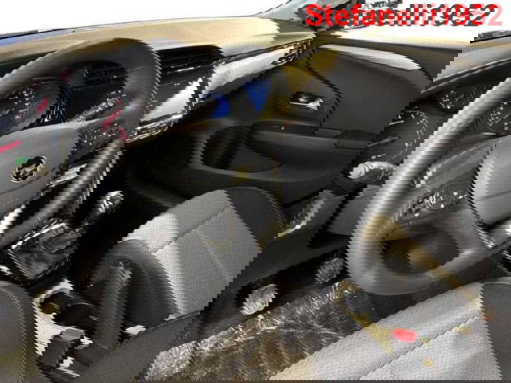 Opel Corsa nuova a Bologna (11)