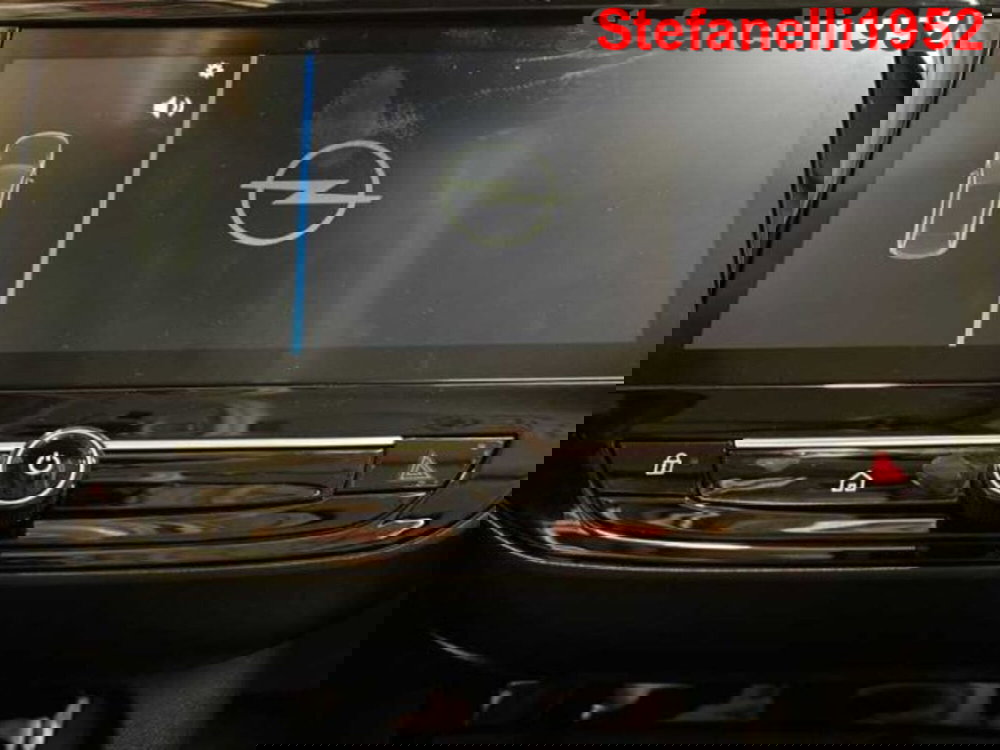 Opel Corsa nuova a Bologna (12)