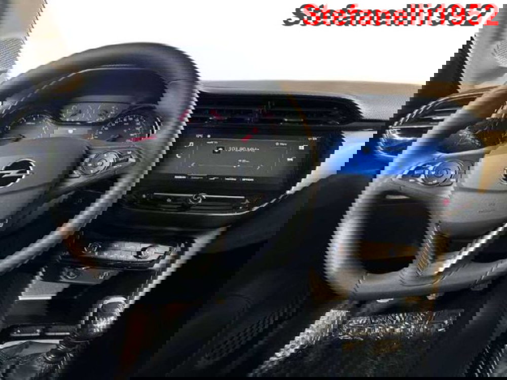 Opel Corsa nuova a Bologna (14)