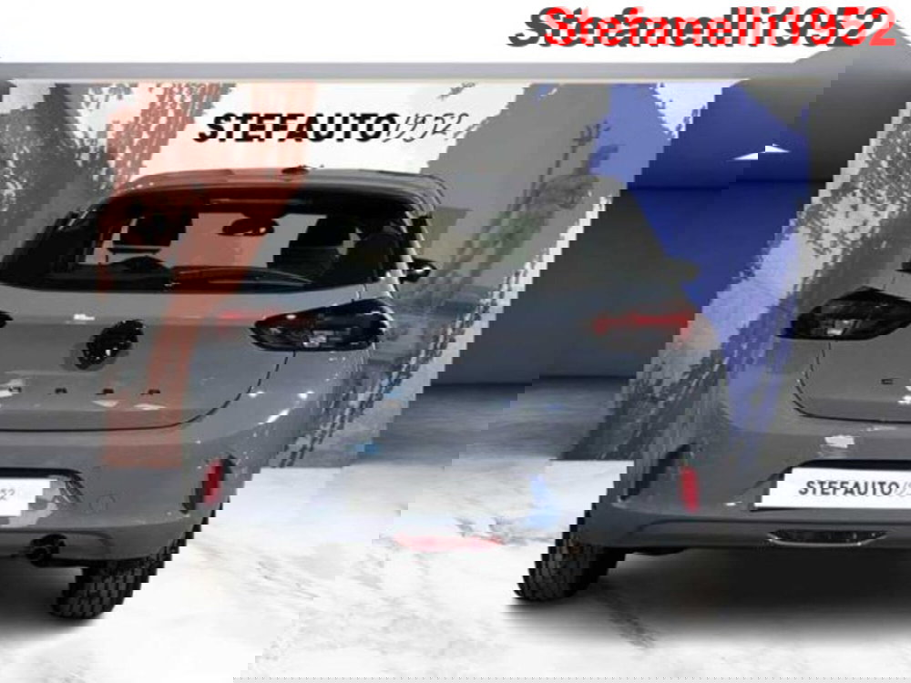 Opel Corsa nuova a Bologna (6)