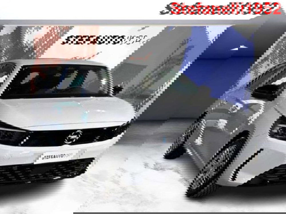 Opel Corsa nuova a Bologna