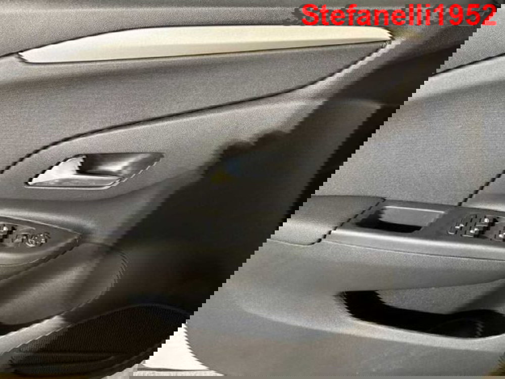 Opel Corsa nuova a Bologna (10)