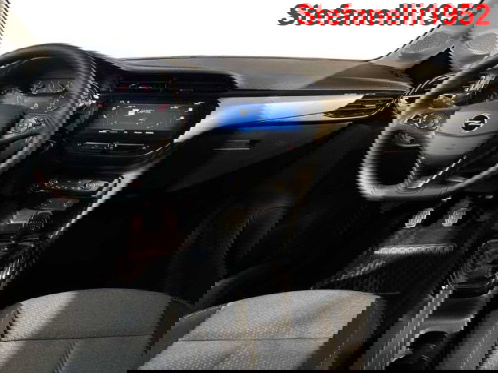 Opel Corsa nuova a Bologna (13)