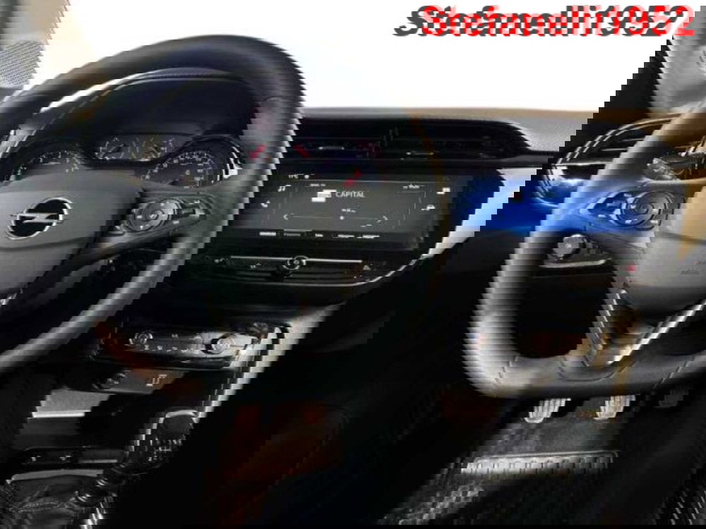 Opel Corsa nuova a Bologna (14)