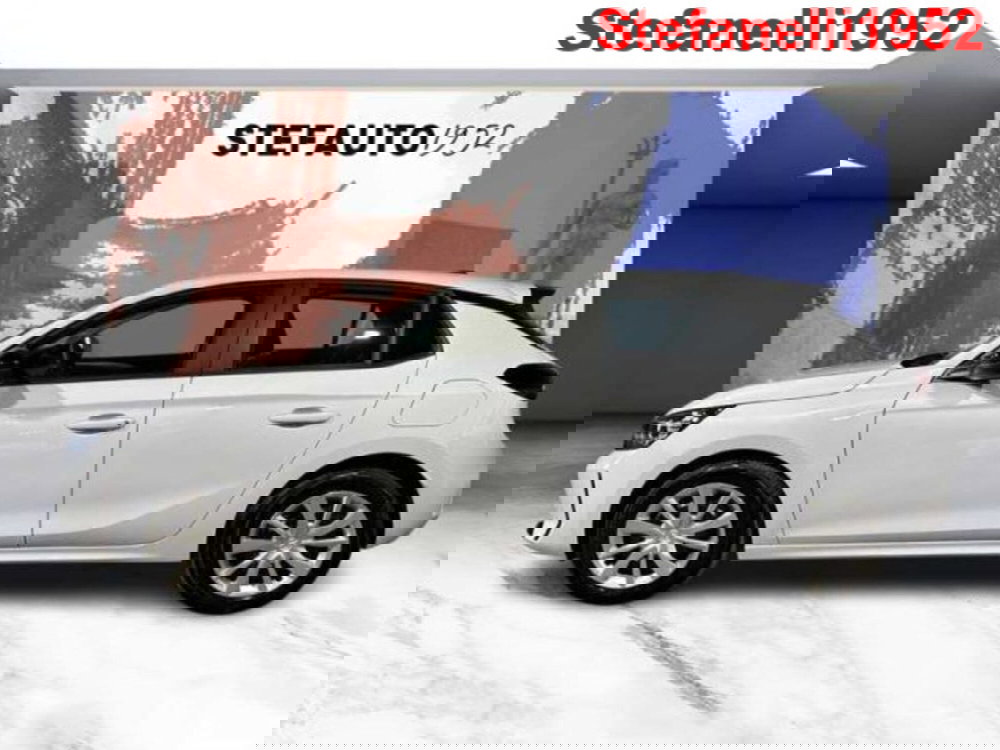 Opel Corsa nuova a Bologna (3)