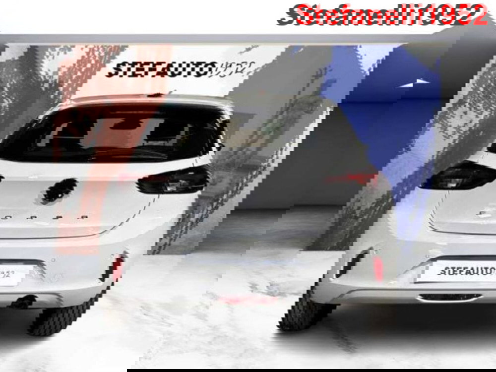 Opel Corsa nuova a Bologna (6)