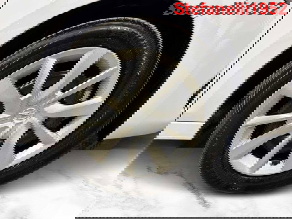 Opel Corsa nuova a Bologna (8)