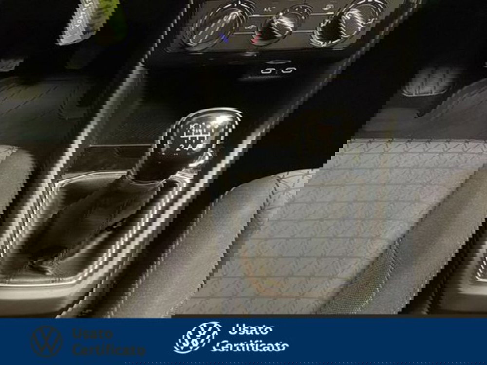 Volkswagen T-Cross usata a Vicenza (12)