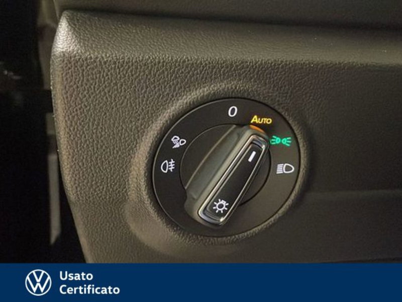 Volkswagen T-Roc usata a Vicenza (16)