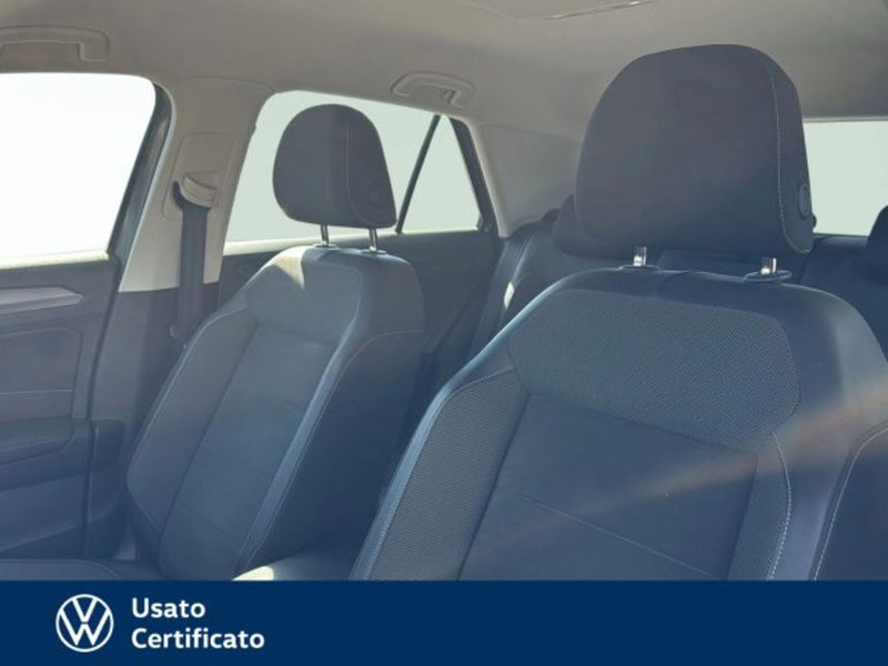 Volkswagen T-Roc usata a Vicenza (9)
