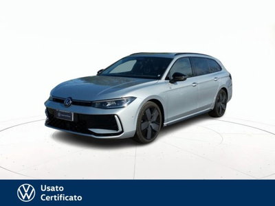 Volkswagen Passat 1.5 etsi act R-Line 150cv dsg del 2024 usata a Arzignano