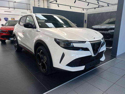 Alfa Romeo Junior 1.2 ibrida Speciale 145cv edct6 nuova a Vercelli