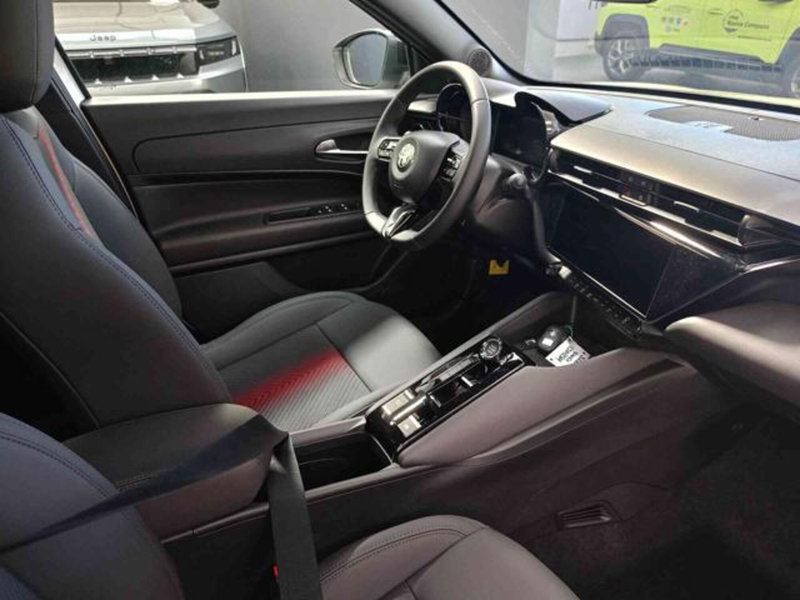 Alfa Romeo Junior nuova a Vercelli (10)