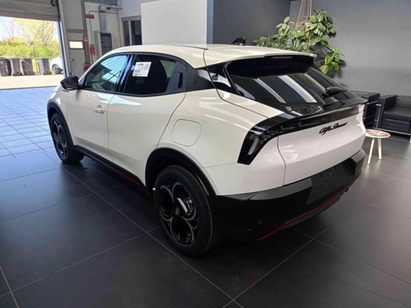 Alfa Romeo Junior nuova a Vercelli (5)