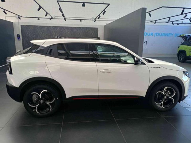 Alfa Romeo Junior nuova a Vercelli (8)