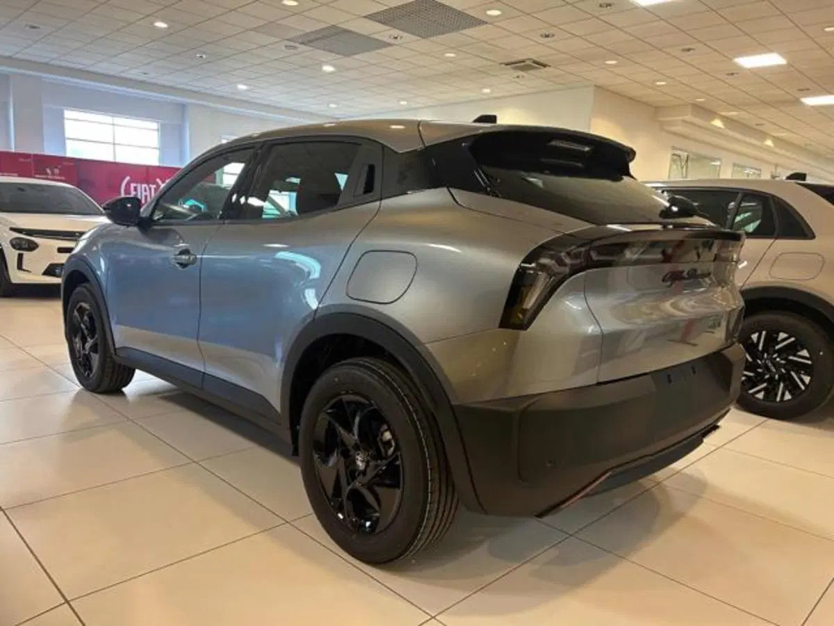 Alfa Romeo Junior nuova a Vercelli (10)