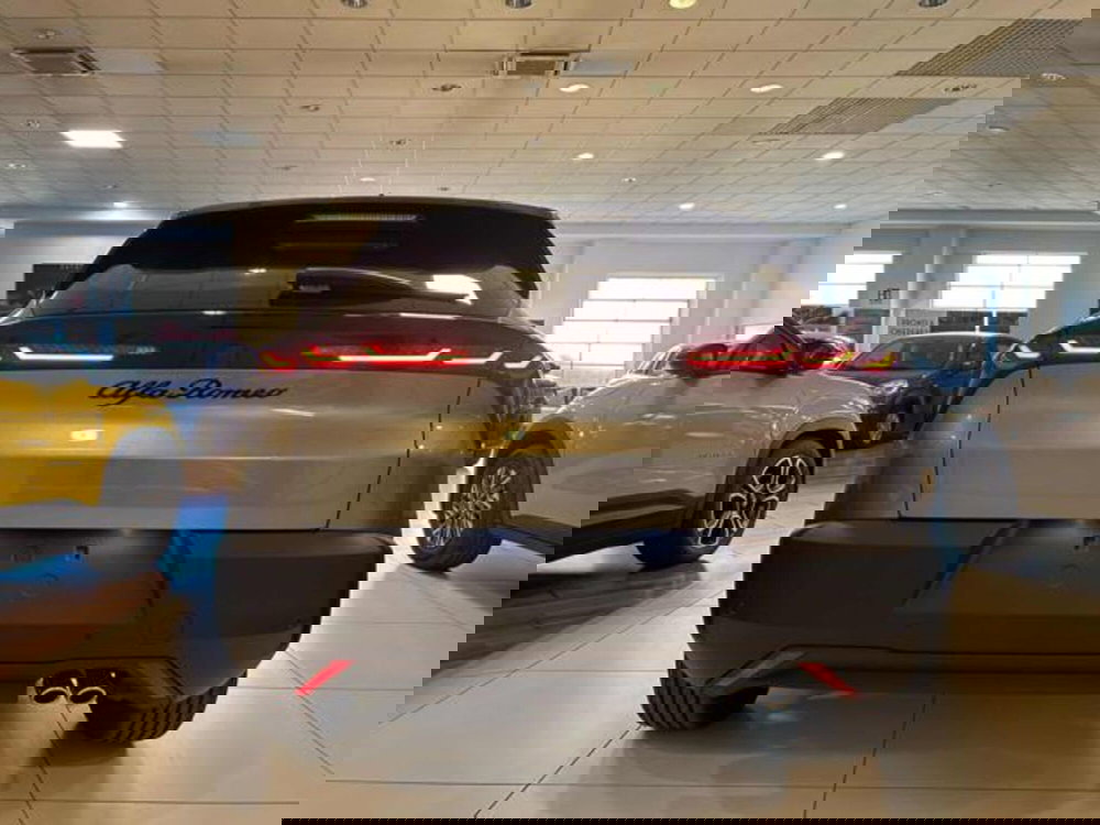 Alfa Romeo Junior nuova a Vercelli (5)