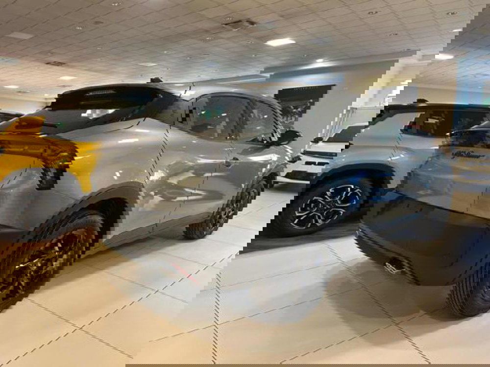 Alfa Romeo Junior nuova a Vercelli (8)