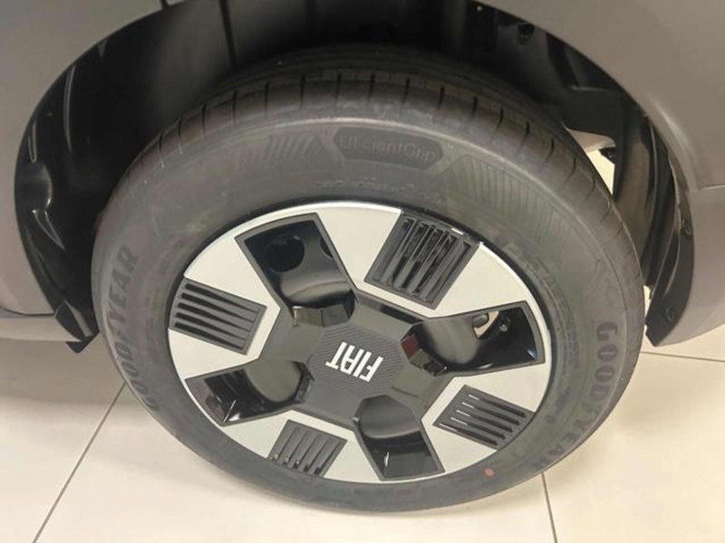 Fiat Grande Panda nuova a Vercelli (11)